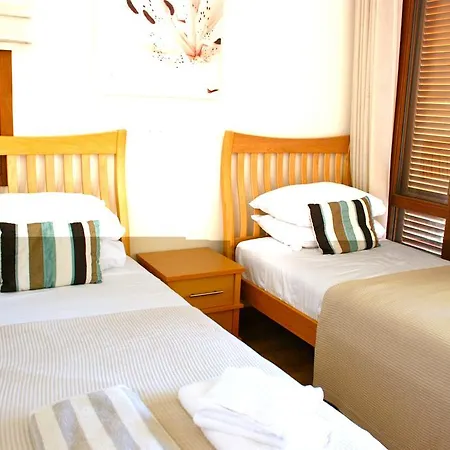 3 Bedroom Atropos With Communal Pool, Aphrodite Hills Kouklia