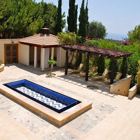 Apartman 3 Bedroom Atropos With Communal Pool, Aphrodite Hills Kúklia