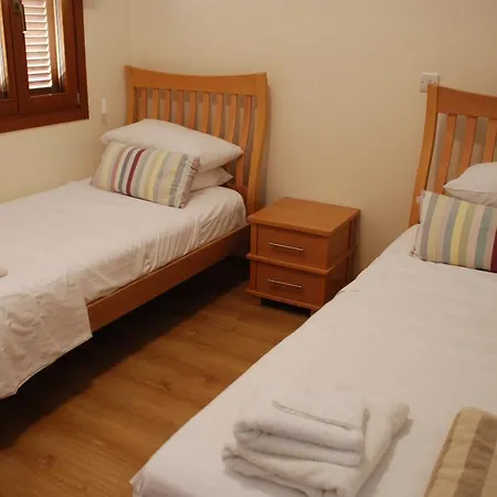 Apartman 3 Bedroom Atropos With Communal Pool, Aphrodite Hills *